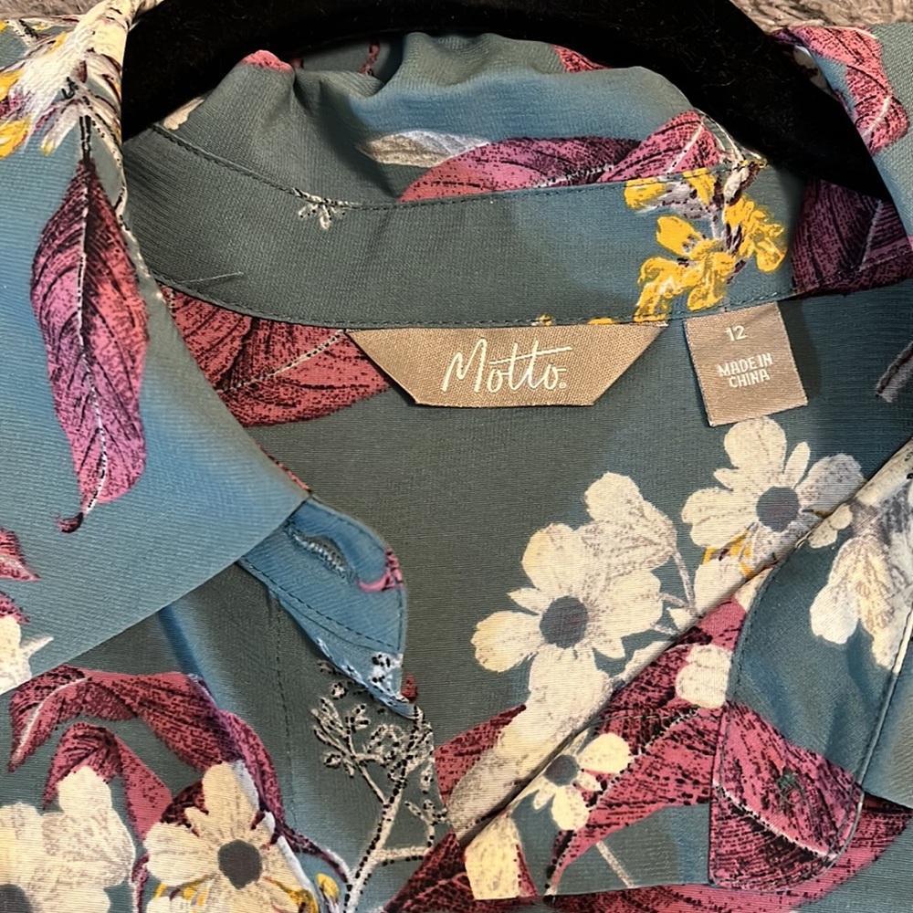 Motto blouse 12 - Picture 3 of 8